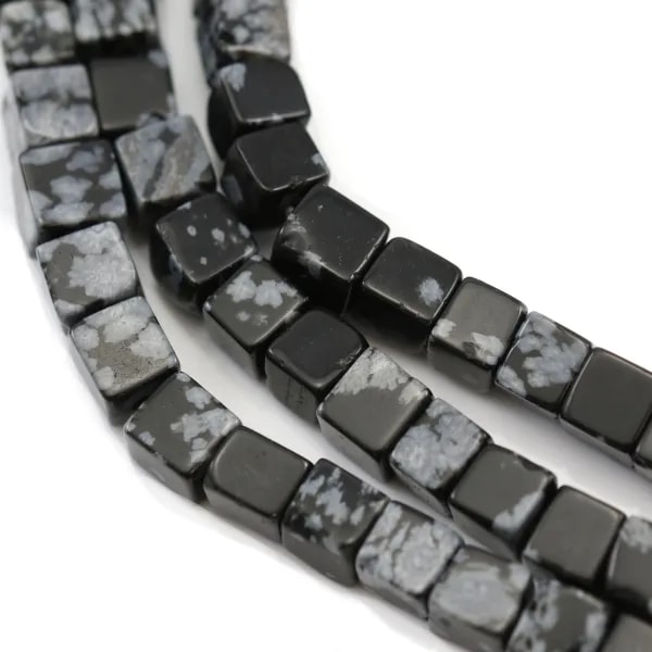 Obsidienne flocon de neige, en forme de cube 4mm x 40cm