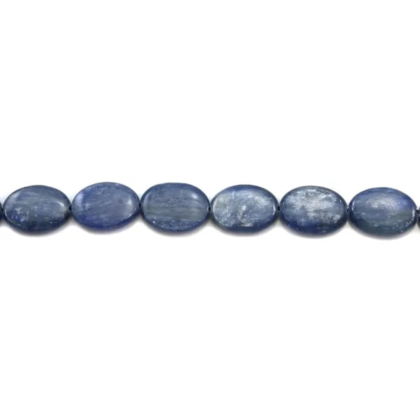 Cyanite ovale 10x14mm x 1pc
