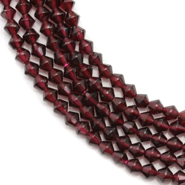 Grenat,en forme toupie facette 4mm