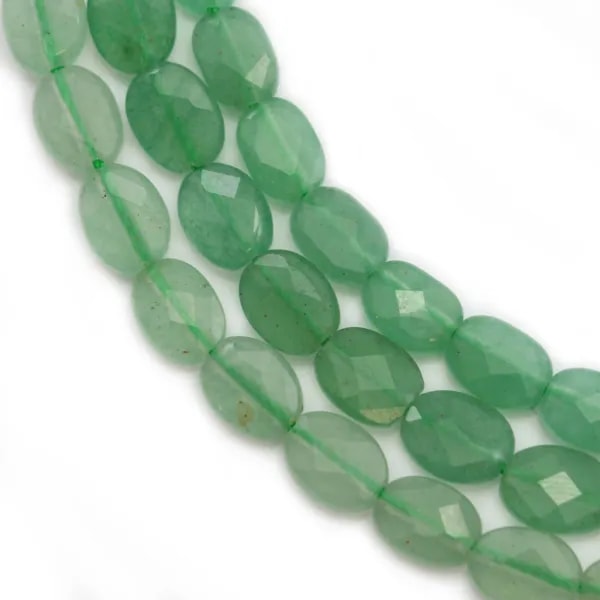 Aventurine, de forme ovale facetté, 6x8mm x 39cm