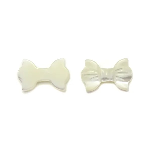 Nacre blanche en forme de noeud papillon 9x14mm x 1pc