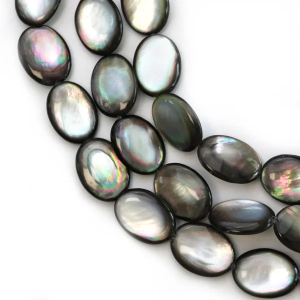 Nacre grise en oval bombé sur fil 15x20mm x 40cm
