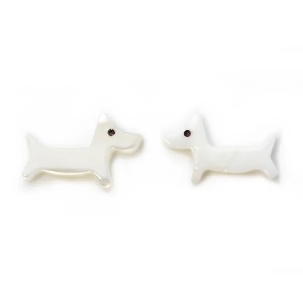 Nacre blanche en forme de chien 9x15mm x 1pc