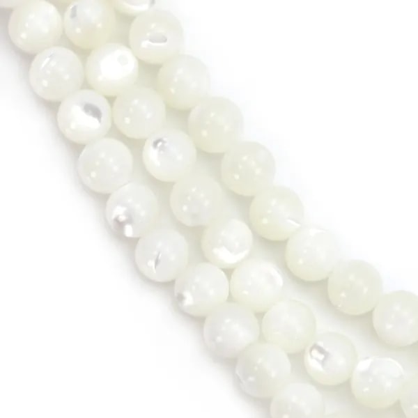 Nacre blanche en billes sur fil 4mm x 40cm
