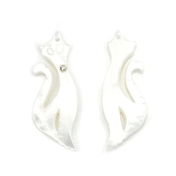 white mother-of-pearl in a cat shape with a cubic zirconia 12x34 mm x 1pc