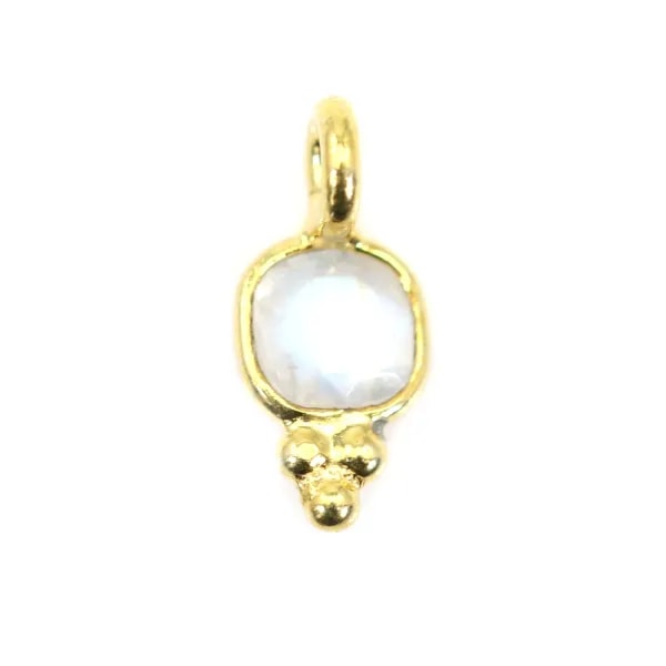 Colgante cuadrado facetado de piedra lunar engastado en plata de ley 925 con baño de oro 5x11mm x 1ud