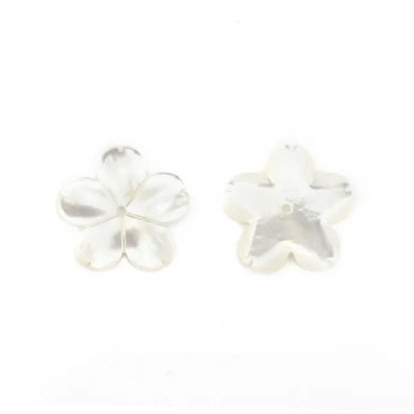 Nacre blanche en fleur à 5 pétales 15mm x 1pc