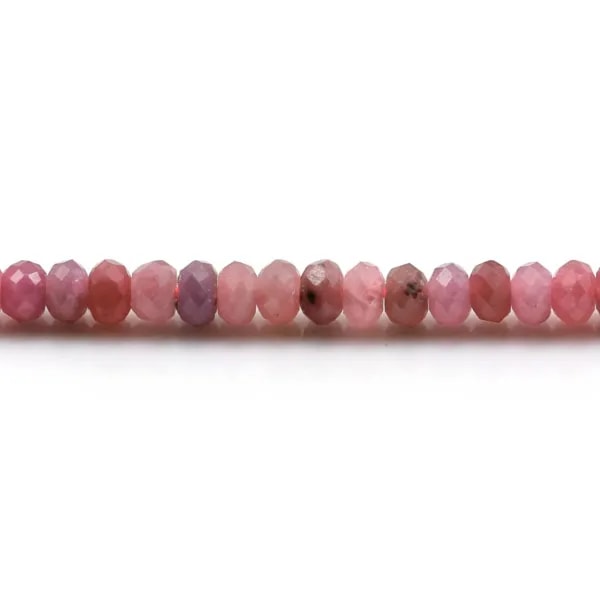 Rubis rouge,en forme de rondelle facette 3x4mm x 40cm