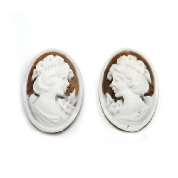 Cabochon Camée Conque sardoine ovale femme 13x18mm x 1pc