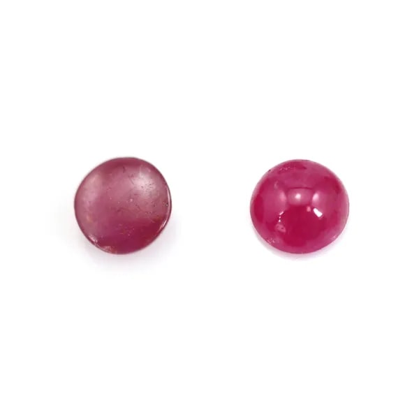 Cabochão de Rubi redondo 4-5mm x 1 peça