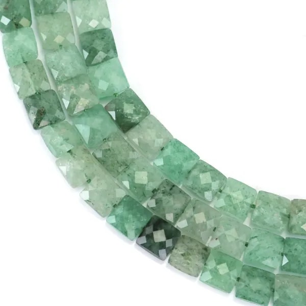 Quartz Aventurine (Fraise verte) carré facetté 8mm x 38cm