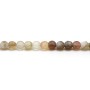 Agate du botswana, de forme ronde facetté, mesurant 4mm x 40cm