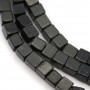 Pierre noire, en forme de cube 4mm x 39cm