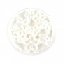Nacre blanche et ronde avec fleurs et papillons ajourés 18mm x 1pc